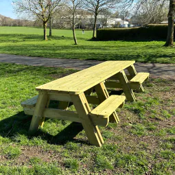 Wetley Heavy Duty Picnic Unit with wheelchair access to both sides