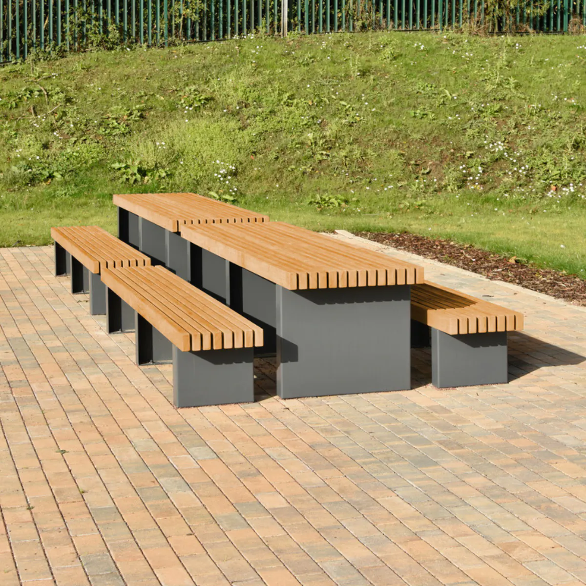 Specify Picnic Tables| Broxap
