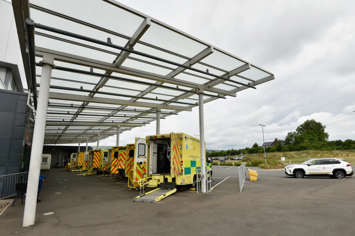 Newcastle senior canopy